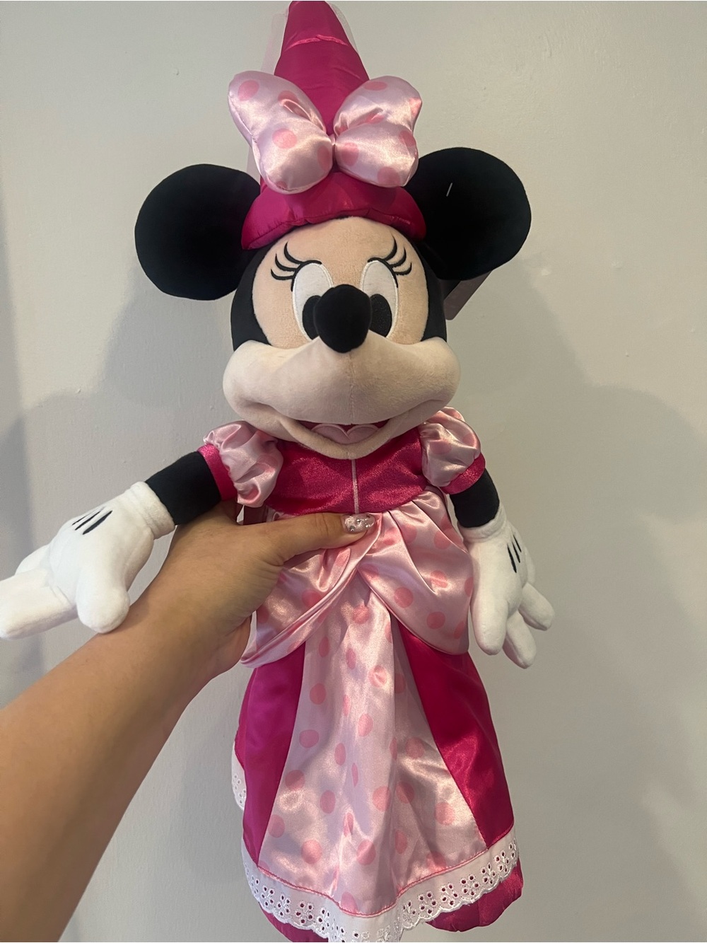 Disney Princess Minnie Plush Princess Cone Hat Pink Dress